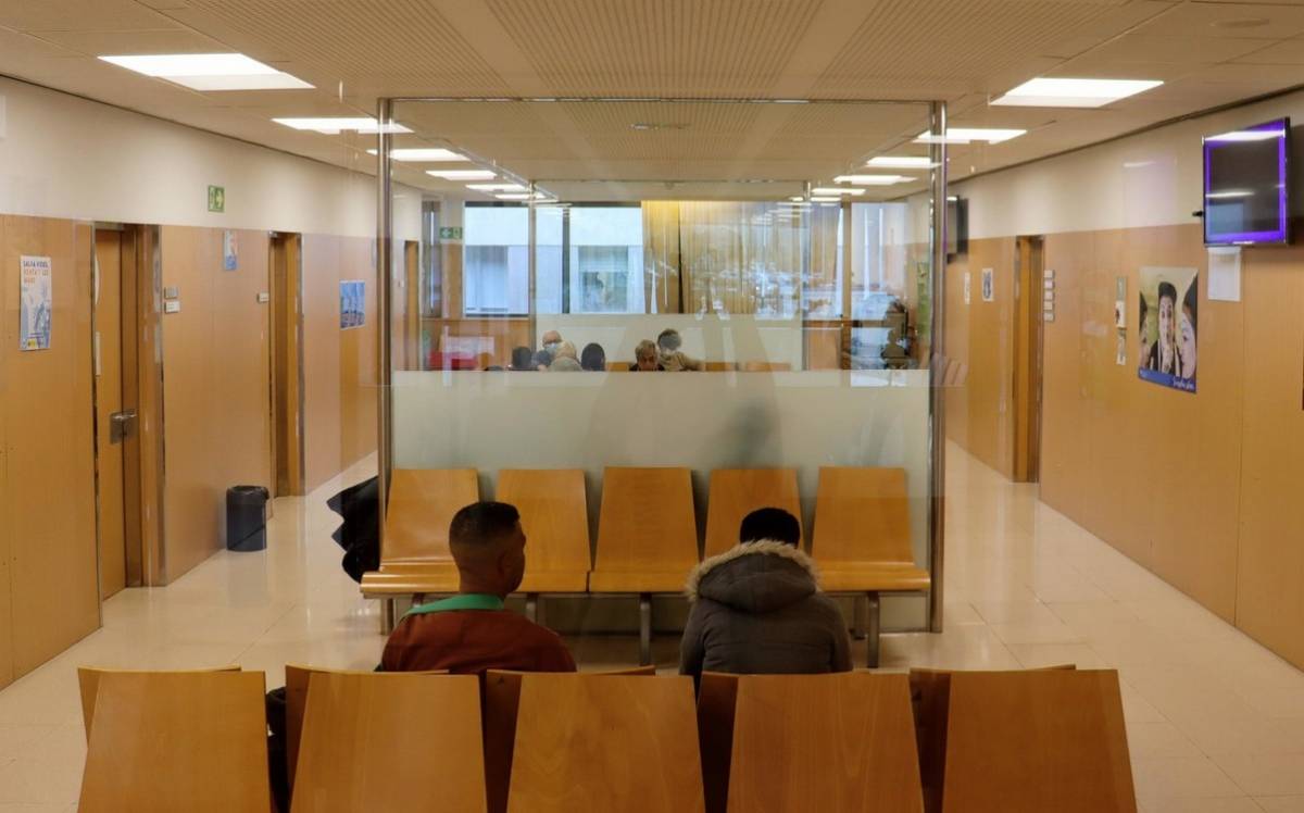 Sala d`espera de Consultes externes de l`HUTVC. - ICS Terres de l`Ebre Sala d`espera de Consultes externes de l`HUTVC.