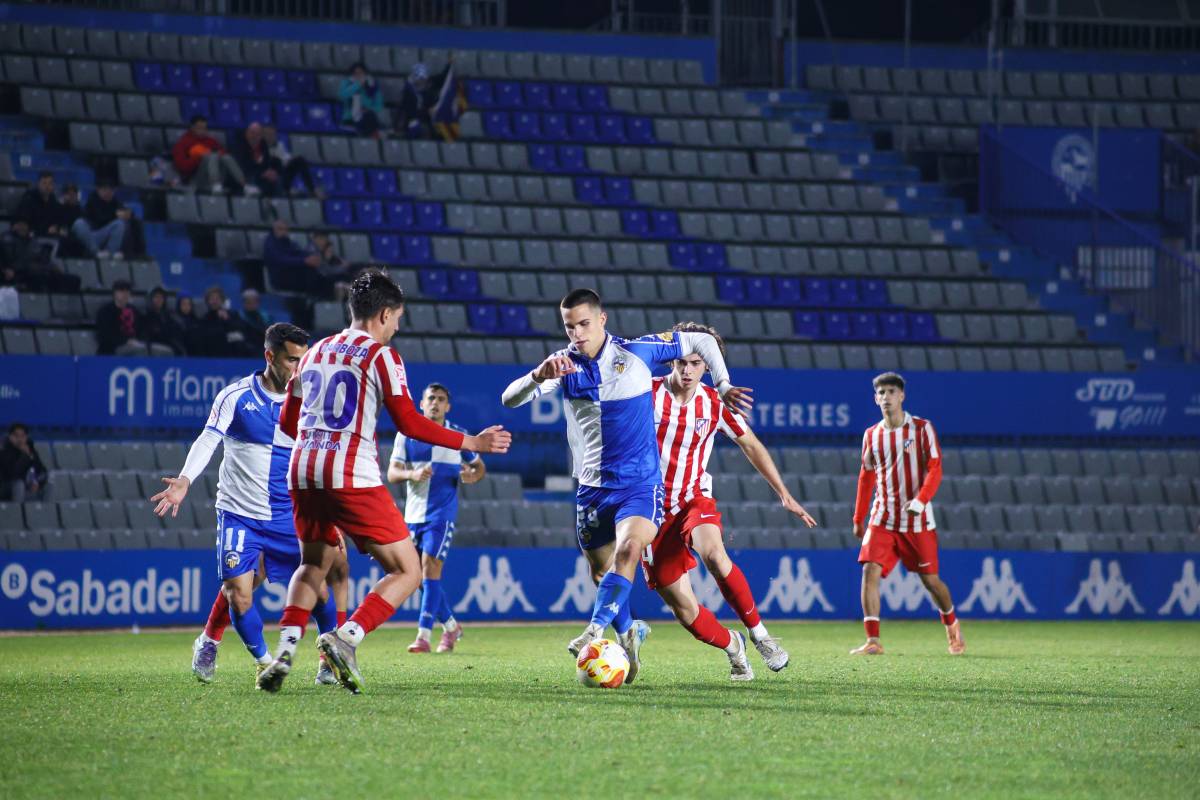Dos dels joves del CE Sabadell, cedits a Segona Federació