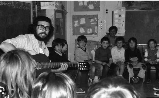 Sabeu que Xesco Boix encara canta a Terrassa?