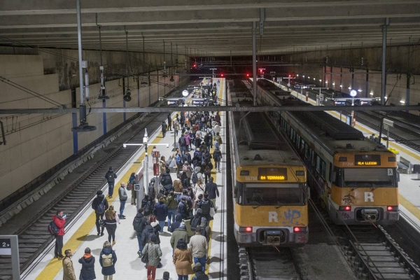 Els trens ja tornen a funcionar