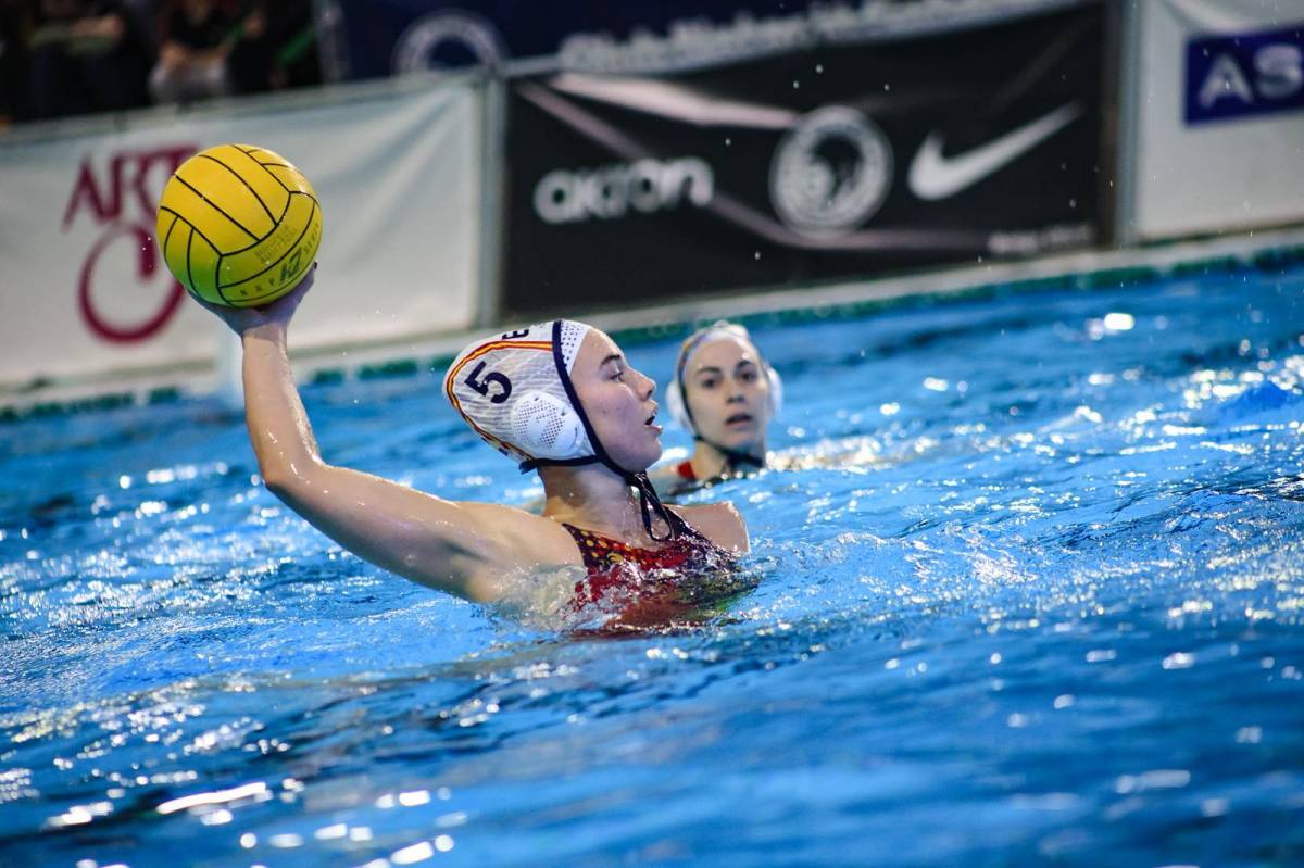 La sabadellenca Nona Pérez, escollida millor waterpolista europea de l'any