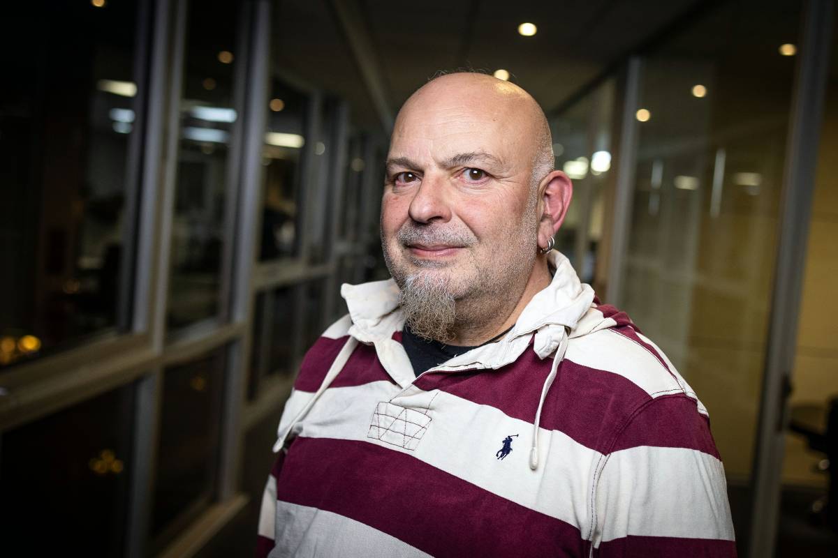 «És una presa de pèl cridar l'atenció amb cançons que no diuen res»