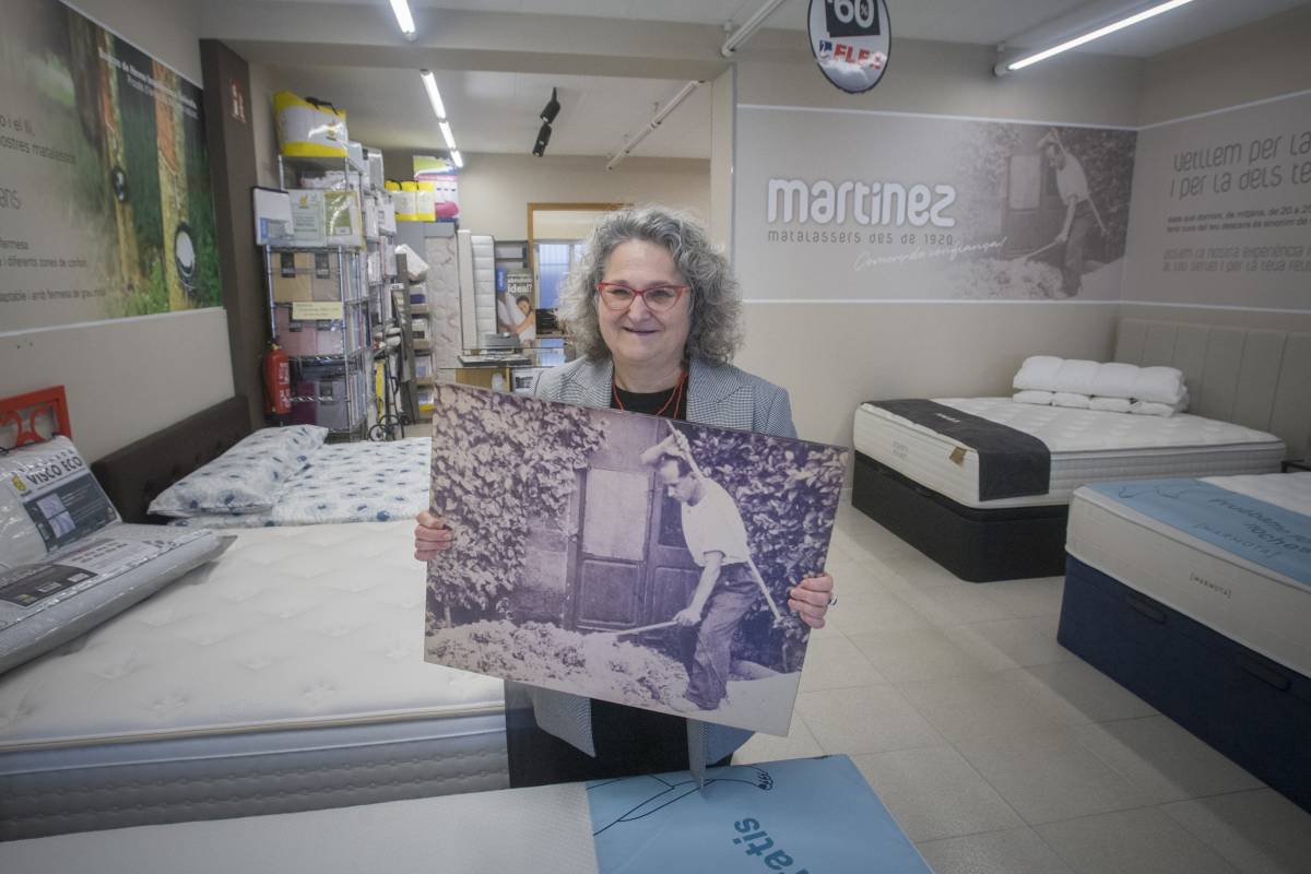 Matalasseria Martínez: "El meu avi feia els matalassos als terrats de les cases particulars"