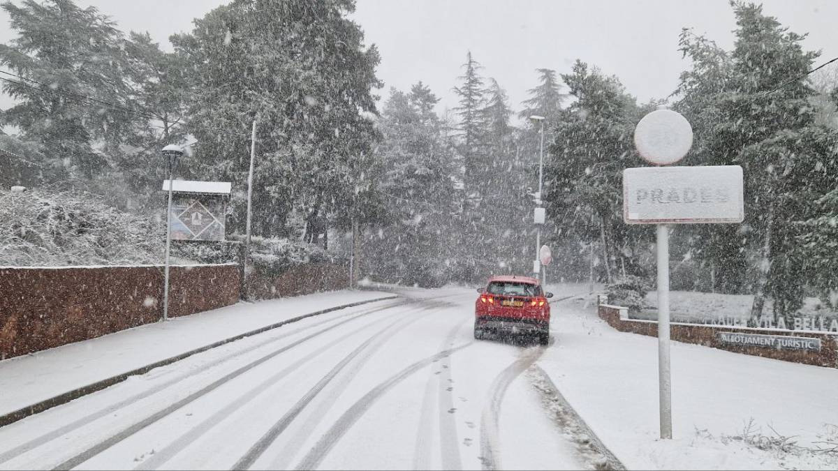 El Meteocat amplia i intensifica els avisos per neu: 22 comarques en alerta