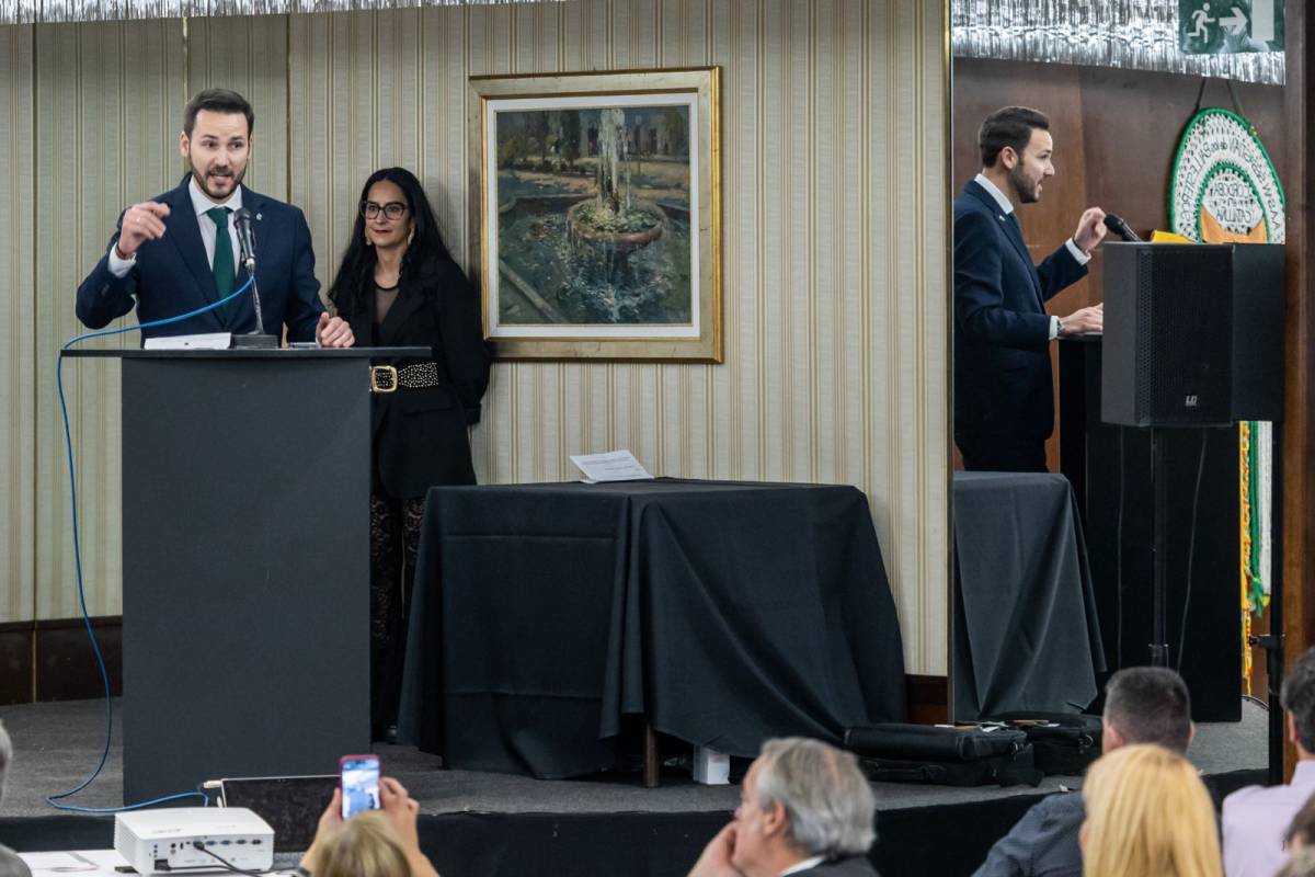 L’alcalde de San Sebastián dels Ballesteros, Francisco Javier Maestre - JUANMA PELÁEZ L’alcalde de San Sebastián dels Ballesteros, Francisco Javier Maestre