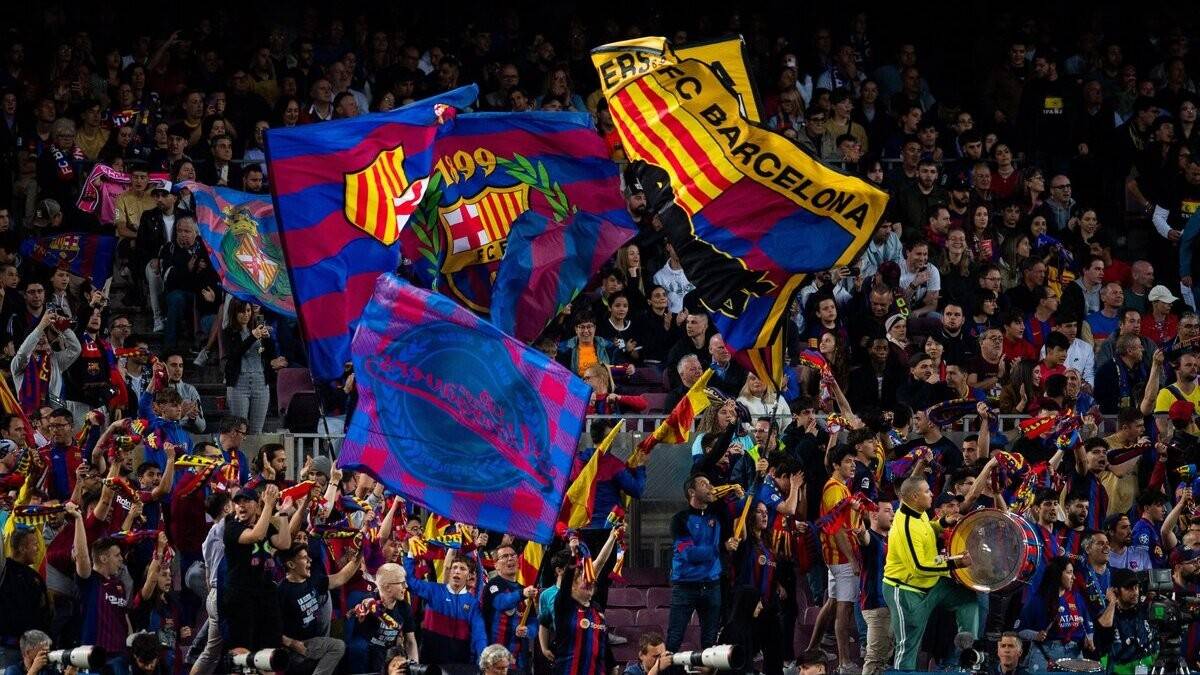 El canvi de parer del Barça amb la grada d'animació: la primera carta electoral de Laporta