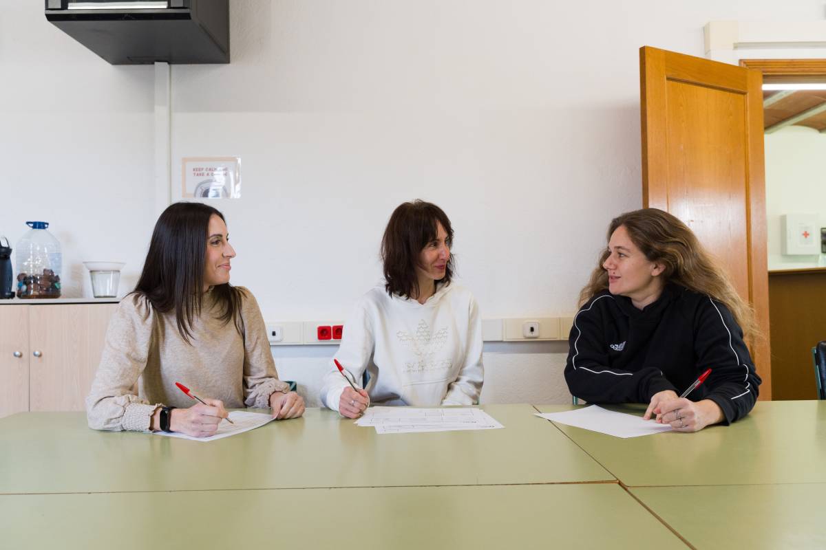 La lluita de quatre mares per la inclusivitat a les aules: "La diferència forma part de la normalitat"