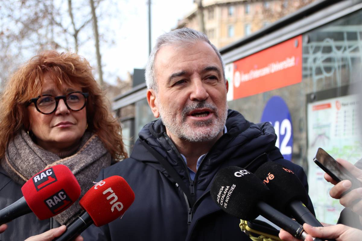 Collboni respon a la polèmica de la foto de la Vogue durant la crisi de Rodalies: «Un error de l'equip de comunicació»