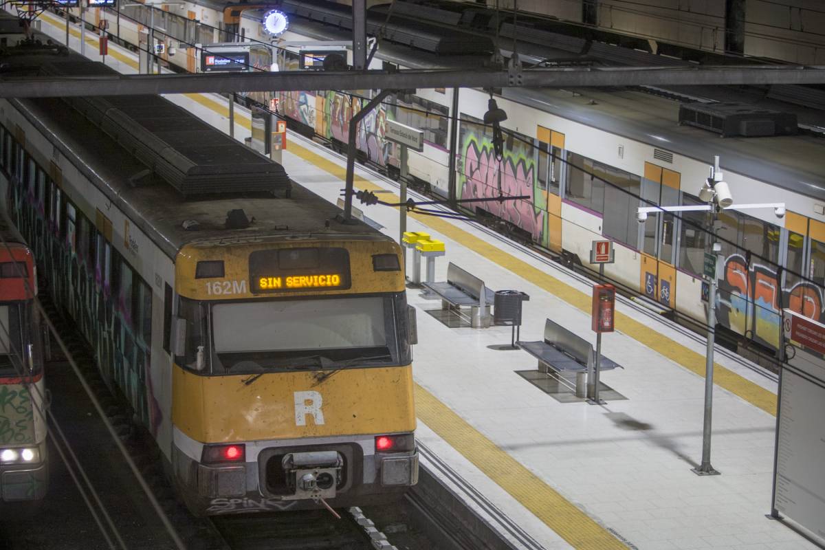 Un gris retorn a la normalitat de Rodalies: "És una vergonya, no tenen res controlat"