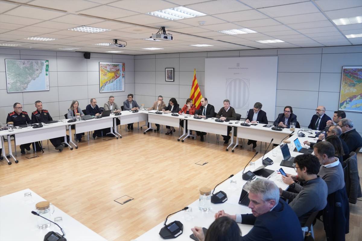 Destitucions a Renfe i Adif, 1.700 milions més per a Rodalies: l'Estat mou fitxa per aturar la crisi