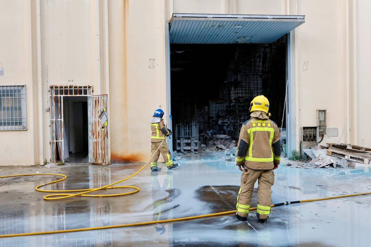 Incendi a Can Roqueta - Juanma Peláez