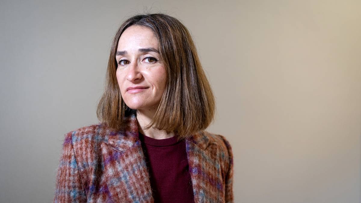 Marta Salicrú Comissionada d`Ús Social del Català - Hugo Fernández Marta Salicrú Comissionada d`Ús Social del Català