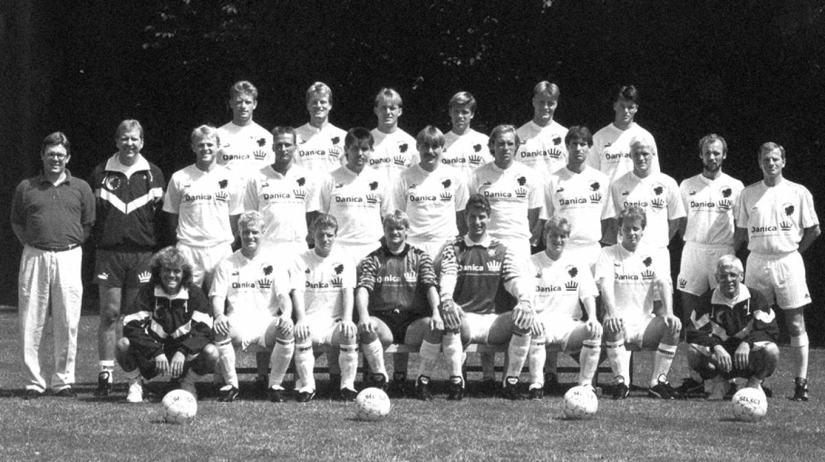 Imatge de la primera plantilla del FC Copenhaguen el 1992, l’any de la seva creació. - FC København Imatge de la primera plantilla del FC Copenhaguen el 1992, l’any de la seva creació.