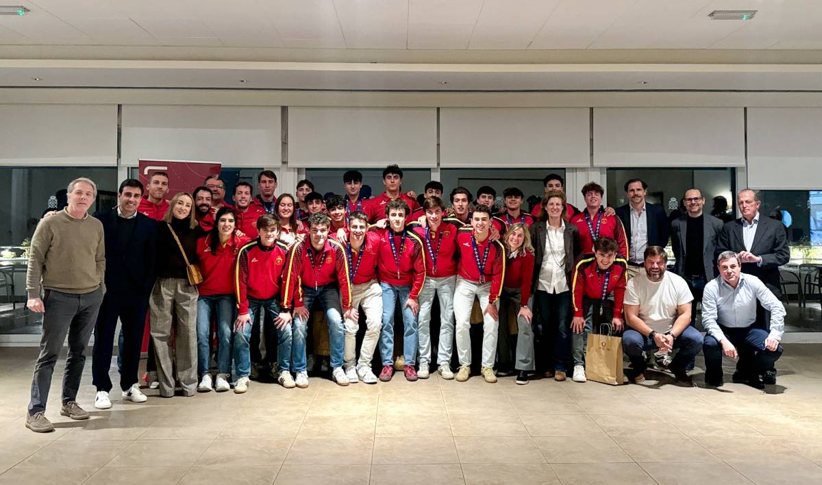Homenatge a la selecció sub-21 subcampiona del Món a l'Índia