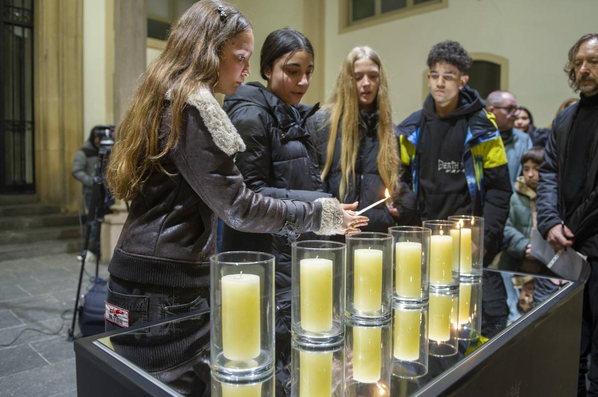 Joves de Terrassa contra l'oblit