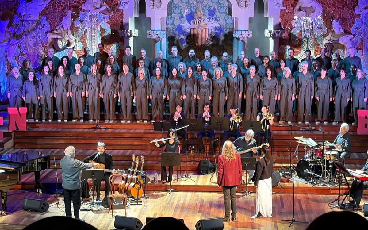 Manel Camp dirigeix «Llach - Gener 76» al Palau de la Música amb la Coral Escriny i Santi Arisa