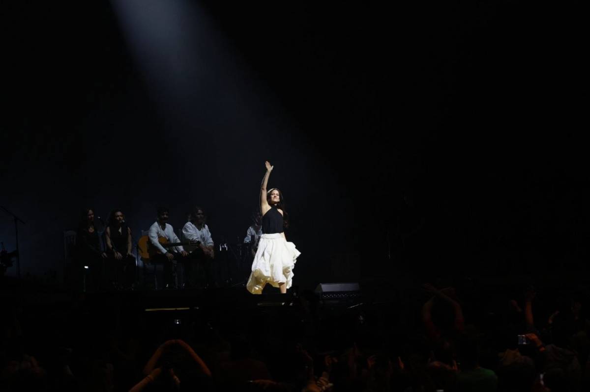 Rosalia irromp com a sorpresa del concert per Palestina al Palau Sant Jordi