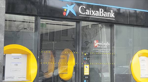 CaixaBank tanca el 2025 amb un benefici rècord de 5.891 milions d'euros, un 1,8% més