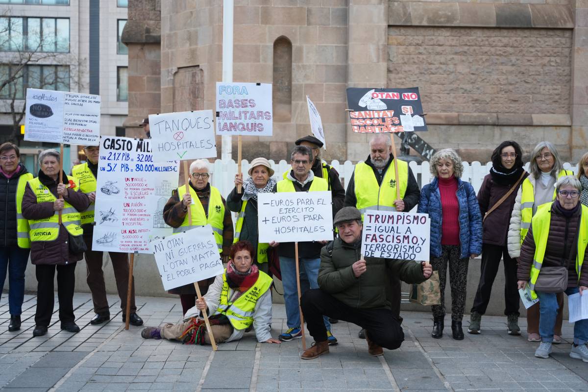 Els Iaioflautes de Sabadell denuncien la despesa armamentística prevista per l'estat
