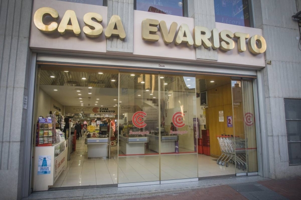 “El rebost” centenari de Terrassa: “Hem vist venir els avis, després els fills i ara els nets”