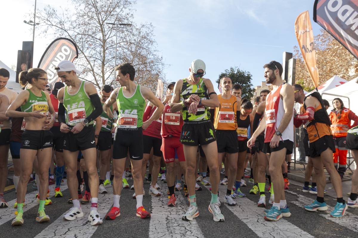 Sortida de la Mitja Marató de Terrassa del 2025º - Lluís Clotet Sortida de la Mitja Marató de Terrassa del 2025º