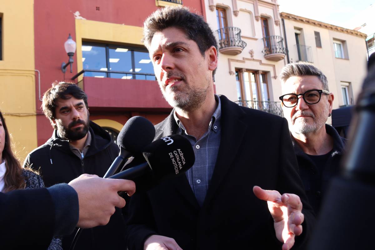 Els Comuns es reuniran amb el Govern i exigeixen que hi porti sancions per la llei d'habitatge