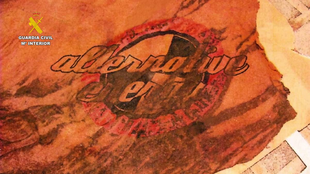 Fragment de la samarreta localitzada per la Guàrdia Civil - Guàrdia Civil