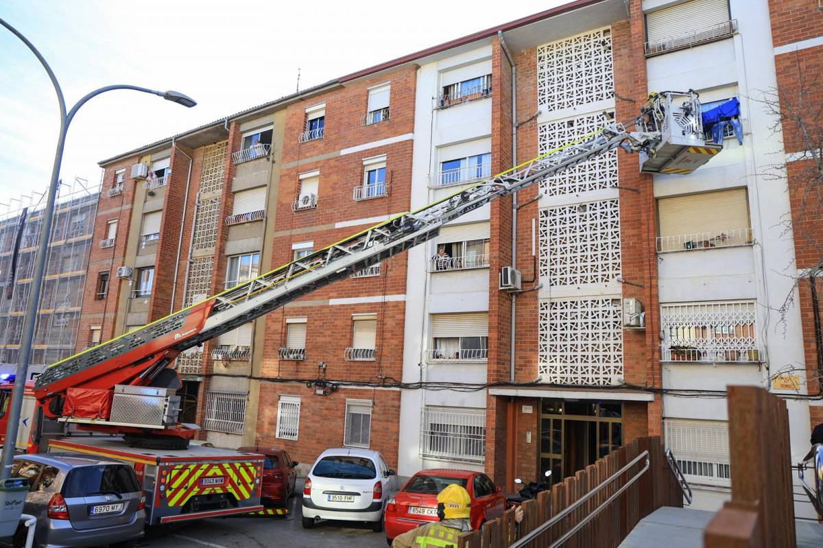 Incendi domèstic a Can Rull - VÍCTOR CASTILLO Incendi domèstic a Can Rull