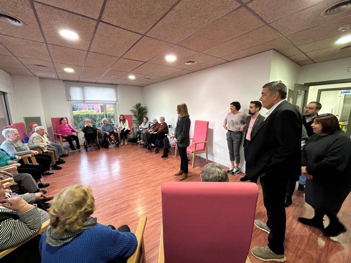 La visita de la consellera Mònica Martínez al SAIAR de Breda.