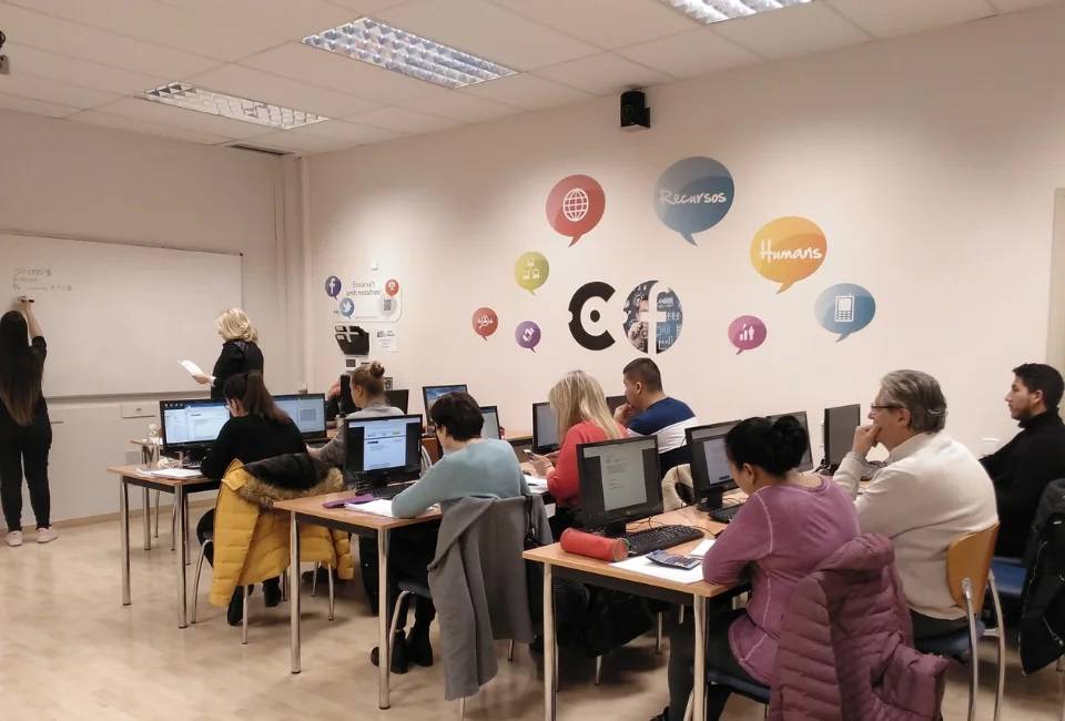 Més de 14.000 persones participen en formacions de la Cecot el 2025