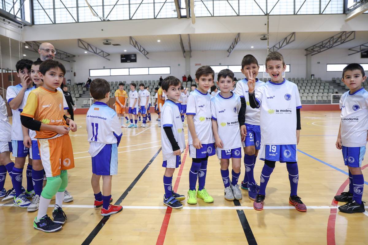 La presentació dels equips de la secció en la 25-26