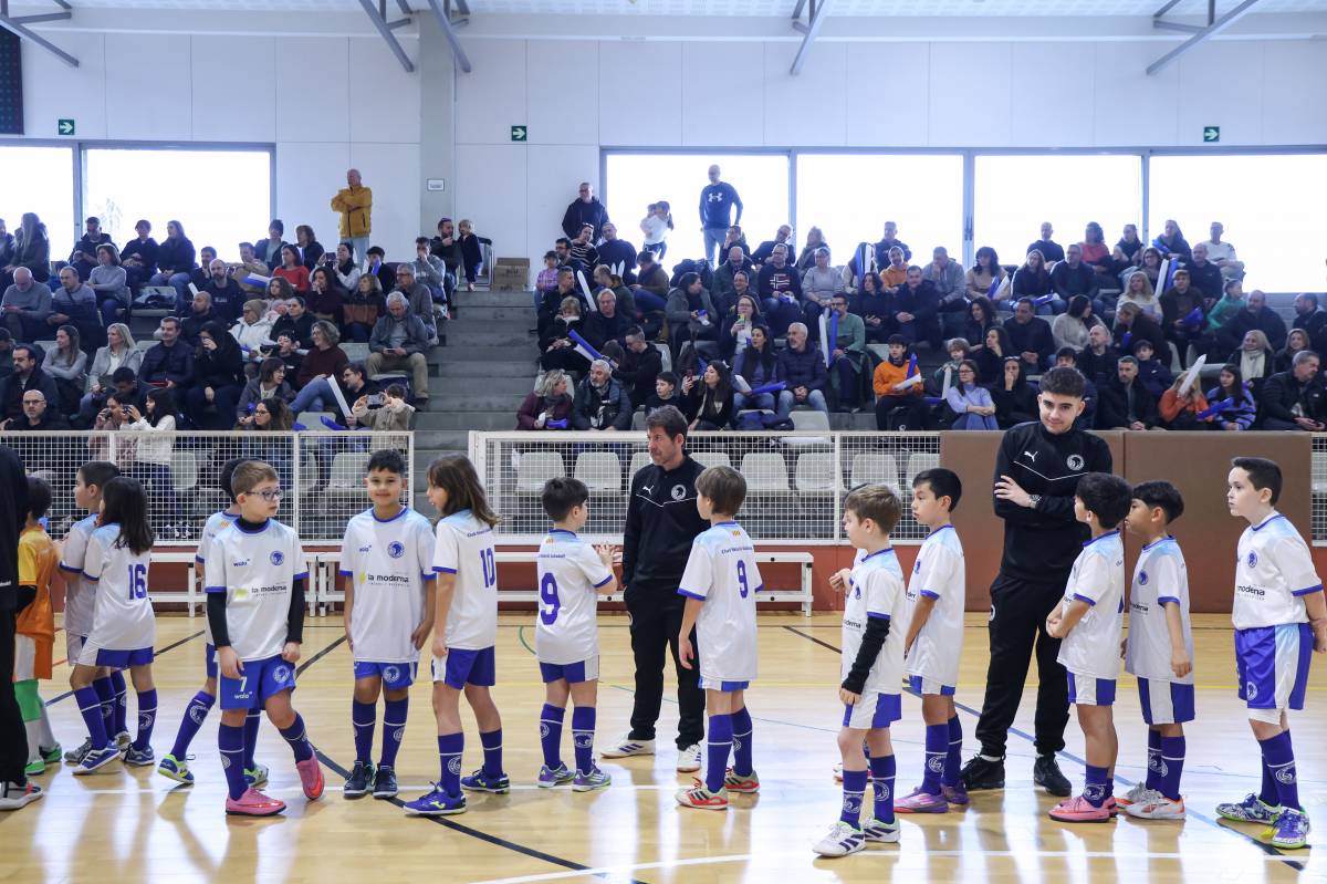 La presentació dels equips de la secció en la 25-26