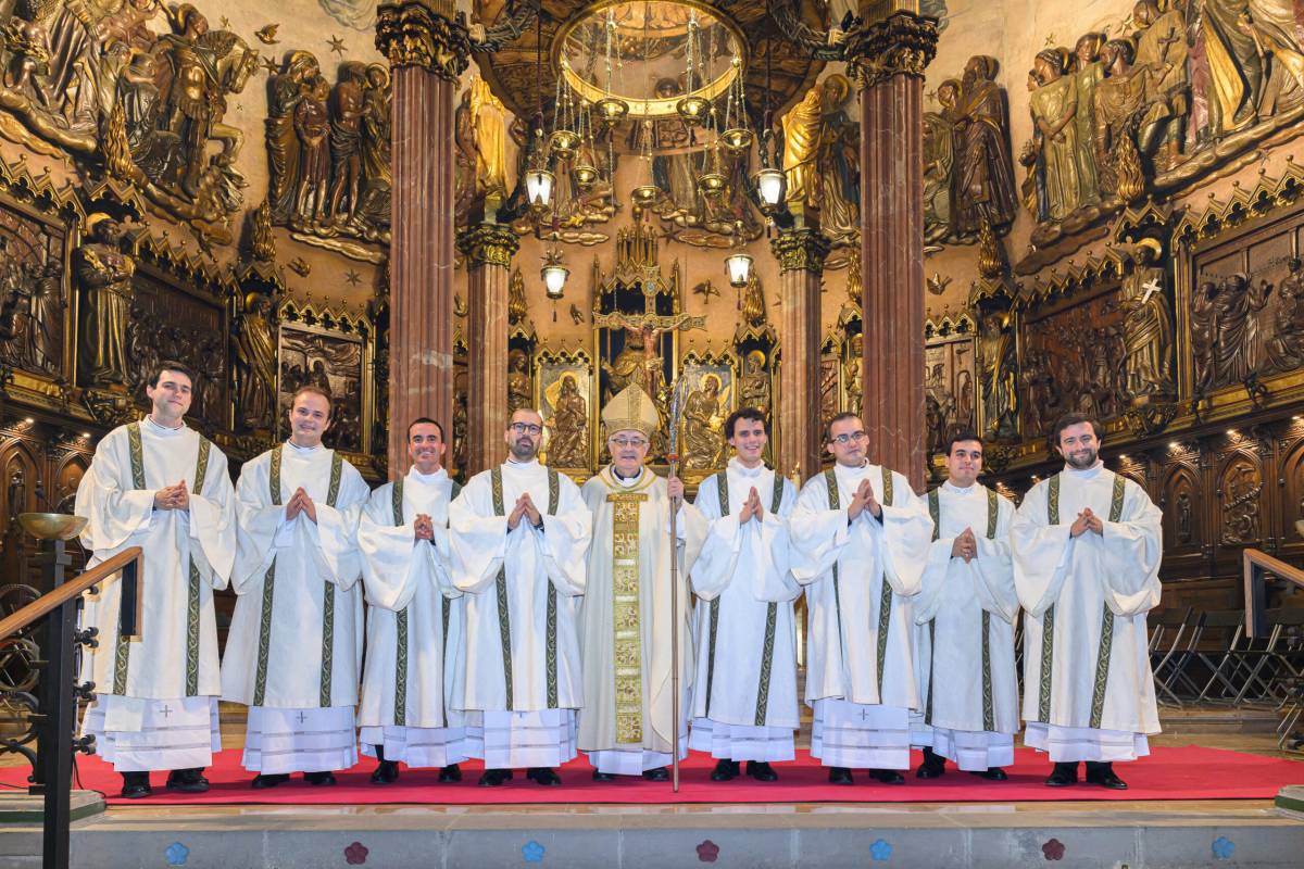 Vuit nous diaques s’ordenen a Terrassa: "Un gest transgressor en el món actual"