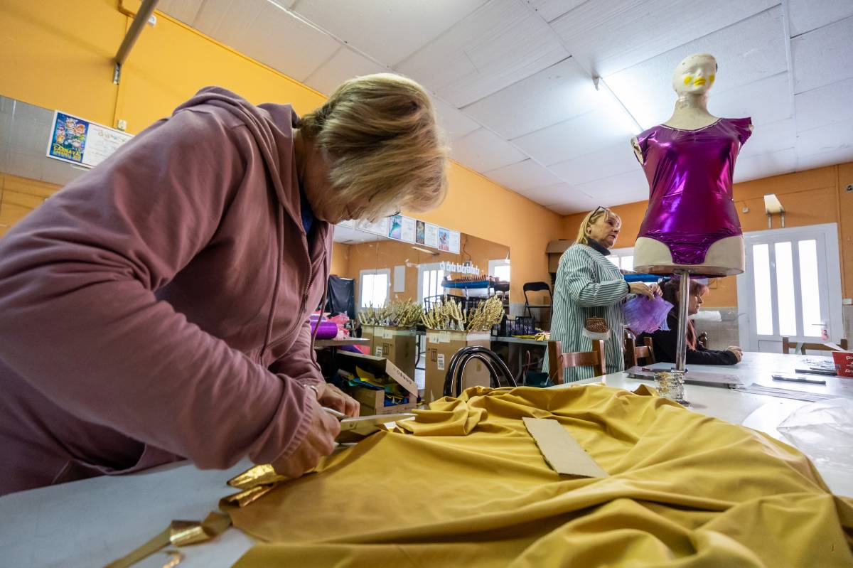 Algunes de les organitzadores del Carnestoltes del Torrent  - JUANMA PELÁEZ