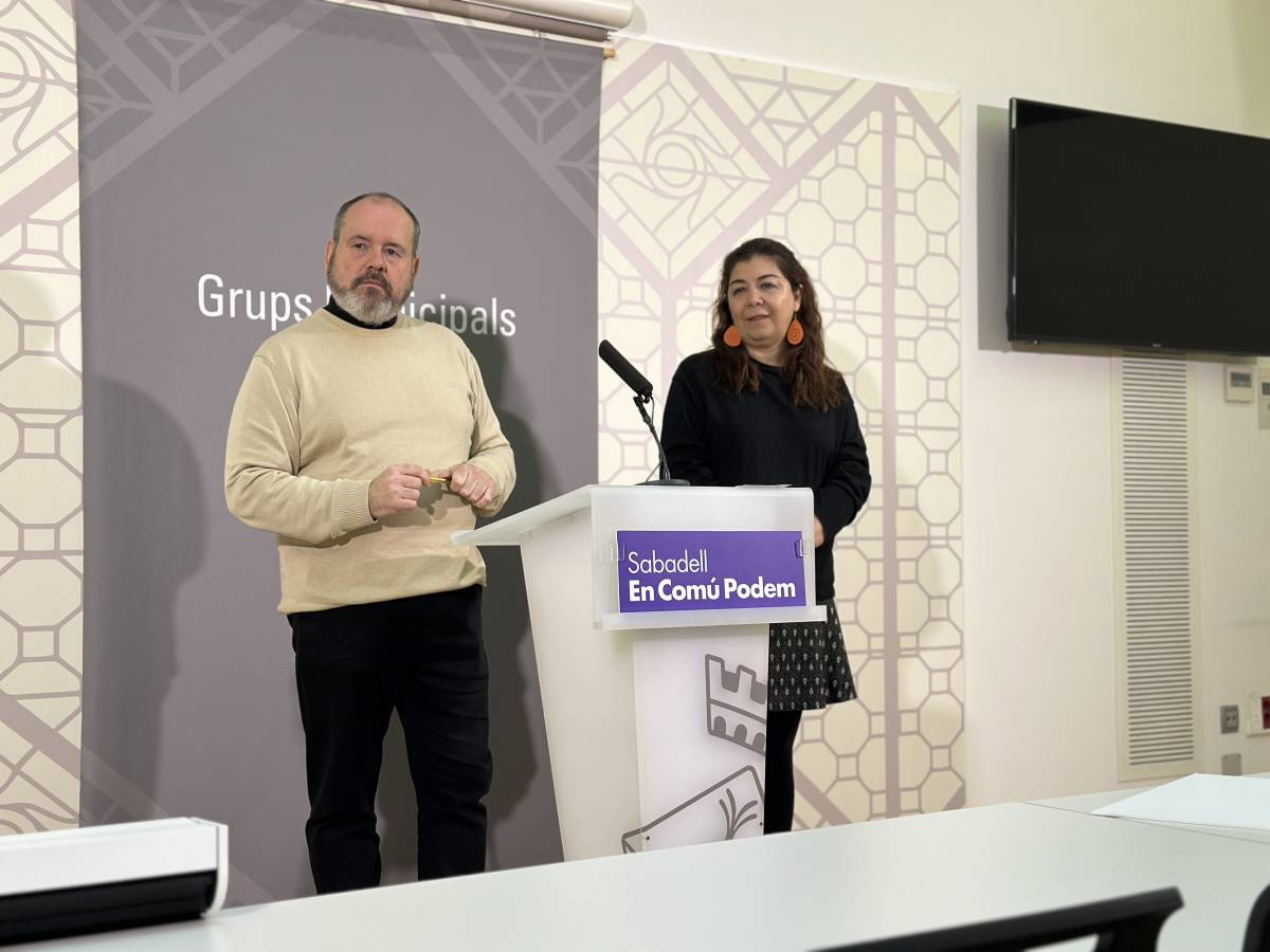 Els regidors de Sabadell En Comú Podem, Joan Mena i Alejandra Sandoval - D.S.