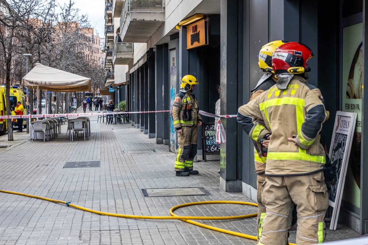 Incendi a l`interior d`un forn de pa de Sabadell
