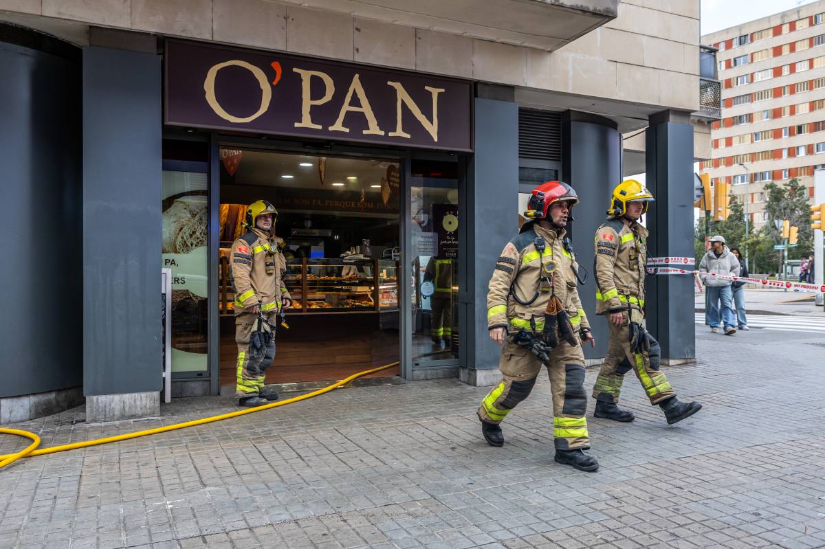 Incendi a l`interior d`un forn de pa de Sabadell