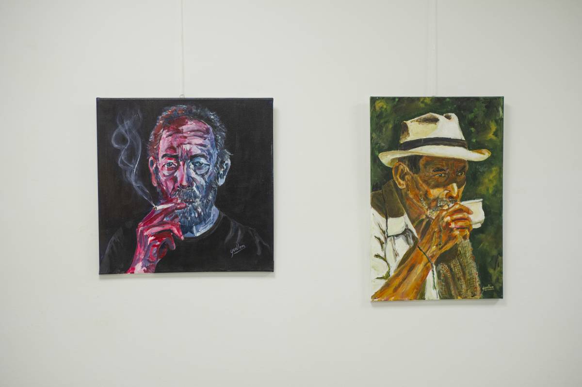 Dos dels quadres instal·lats a l'Ateneu Terrassenc - Alberto Tallón