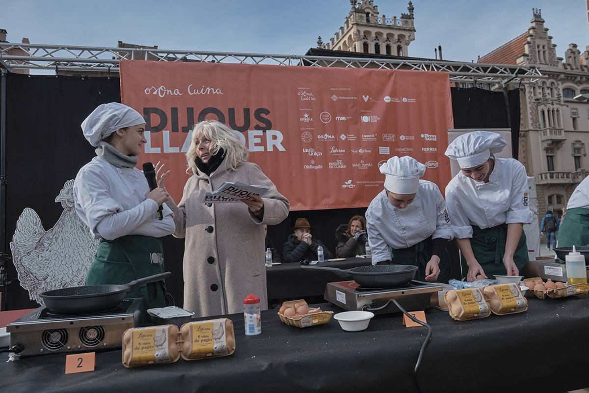 Dijous Llarder a la plaça Major de Vic 2026. - Oriol Clavera Dijous Llarder a la plaça Major de Vic 2026.