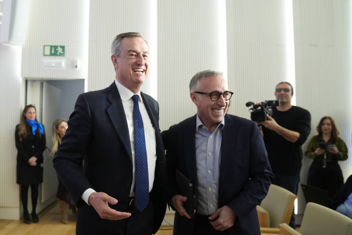 González-Bueno diu que el seu relleu al Banc Sabadell evita la "paràlisi" de l’entitat