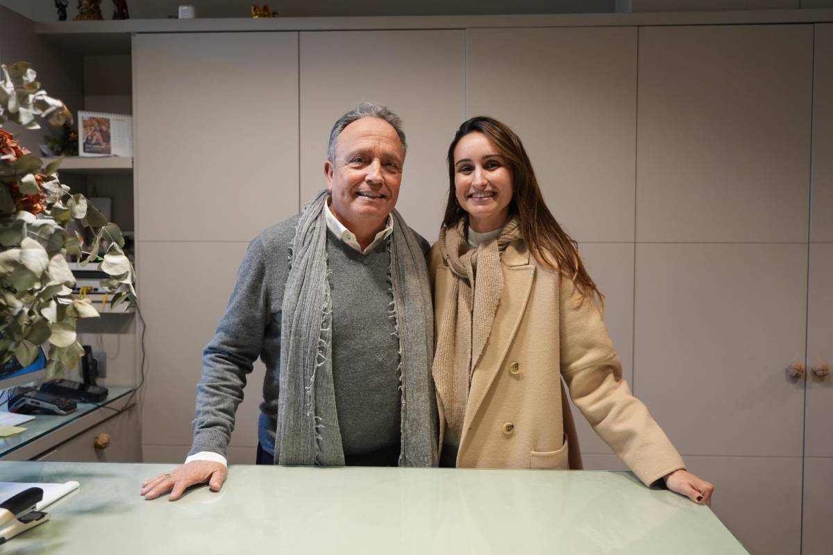 Arnès Gil i Mariona Gil darrere el taulell de City Times - David Chao