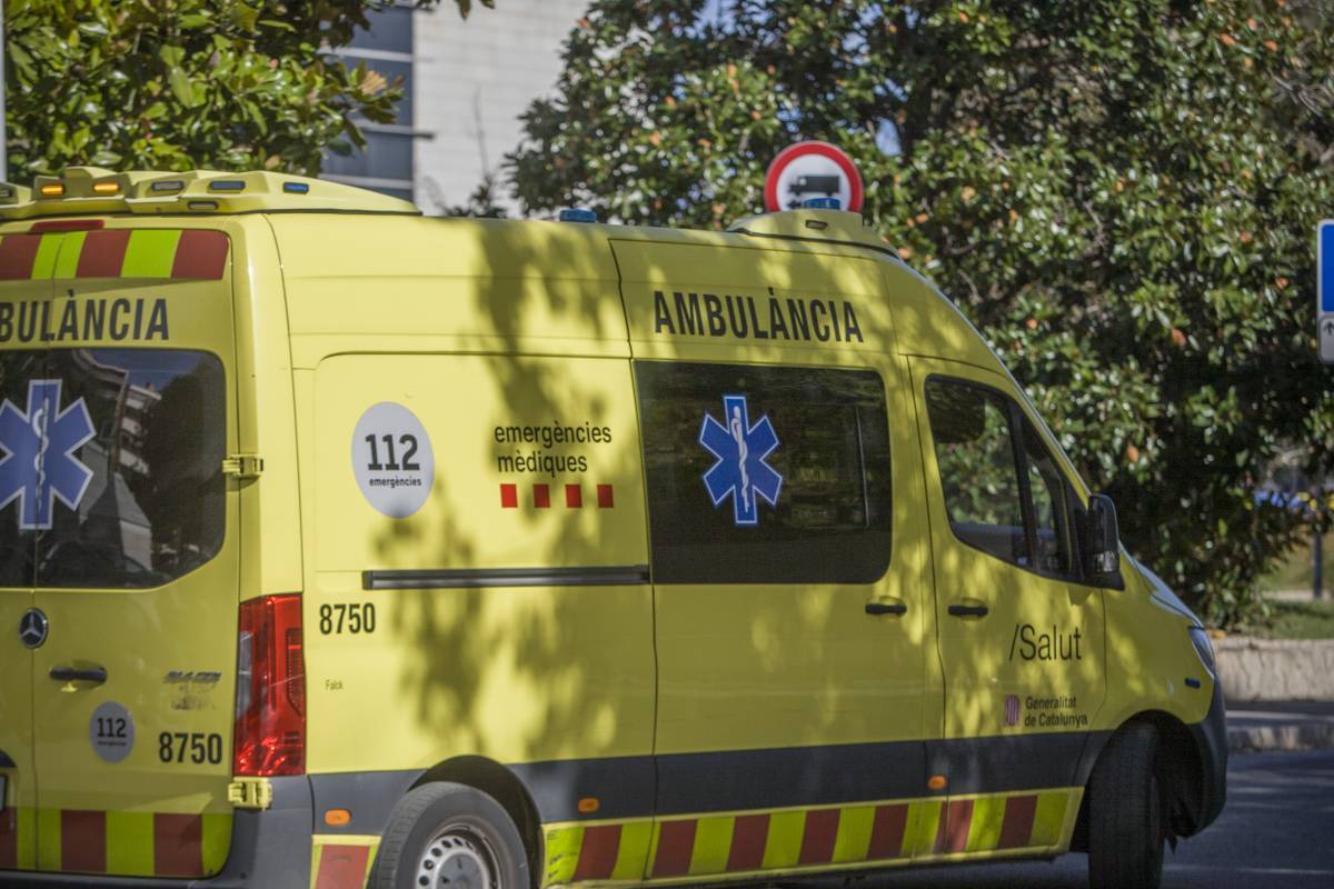 Una hora i mitja de soledat després de perdre la seva parella: “Potser no hagués volgut parlar, però almenys hauria estat acompanyada”