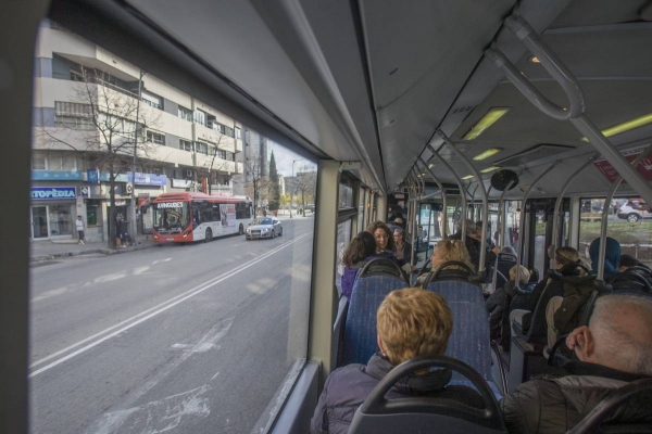 Una incidència impedeix la validació de títols als busos