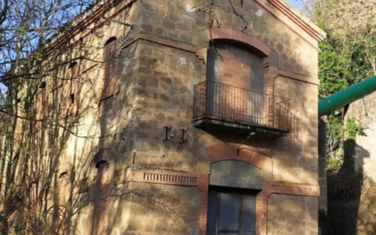 Sant Fruitós reprèn les sortides patrimonials amb una visita a La Fabriqueta