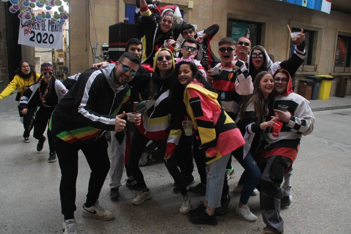 Una comparsa a punt per la festa  - 