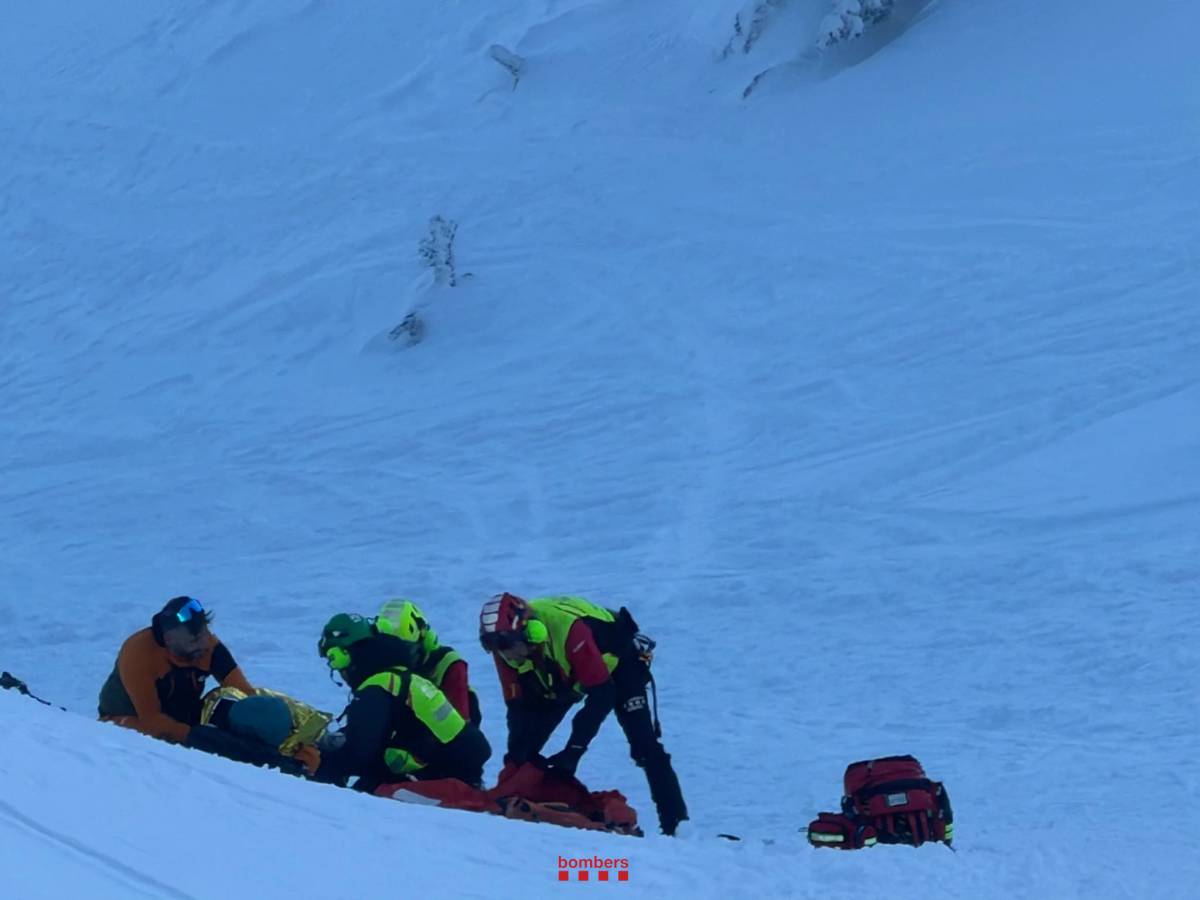 Rescat d’una esquiadora lesionada a Port del Comte