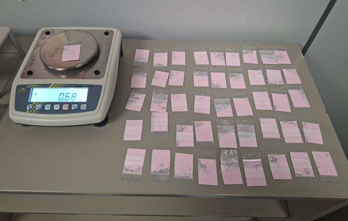 Tres arrestats per tràfic de «cocaïna rosa» en un control dels Mossos a Torà