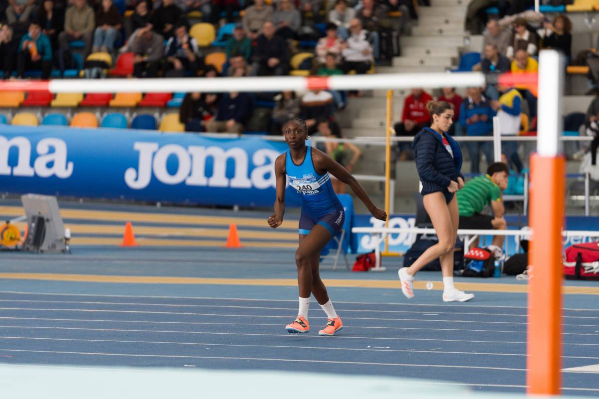 La sabadellenca, durant el salt d`alçada