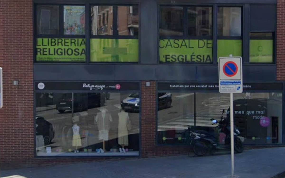 Entren a robar de matinada al Casal de l'Església de Càritas Manresa