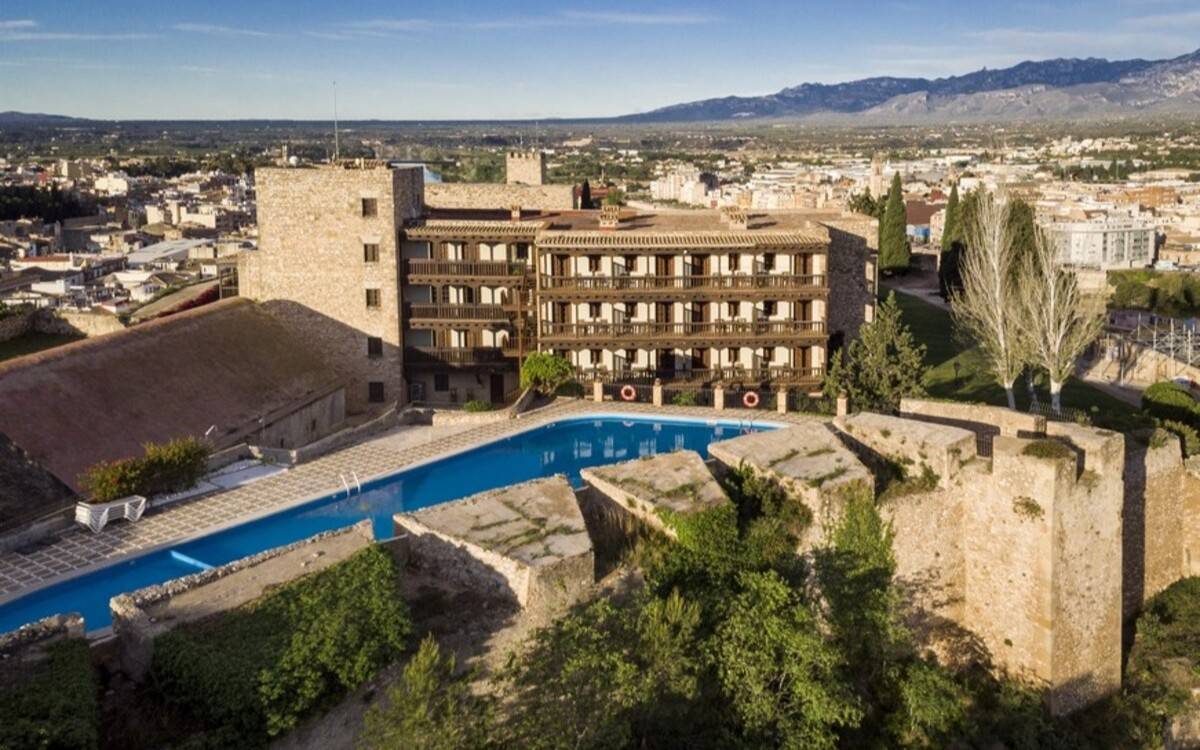 Paradores reafirma la inversió de 14,3 milions d’euros per renovar el parador de Tortosa
